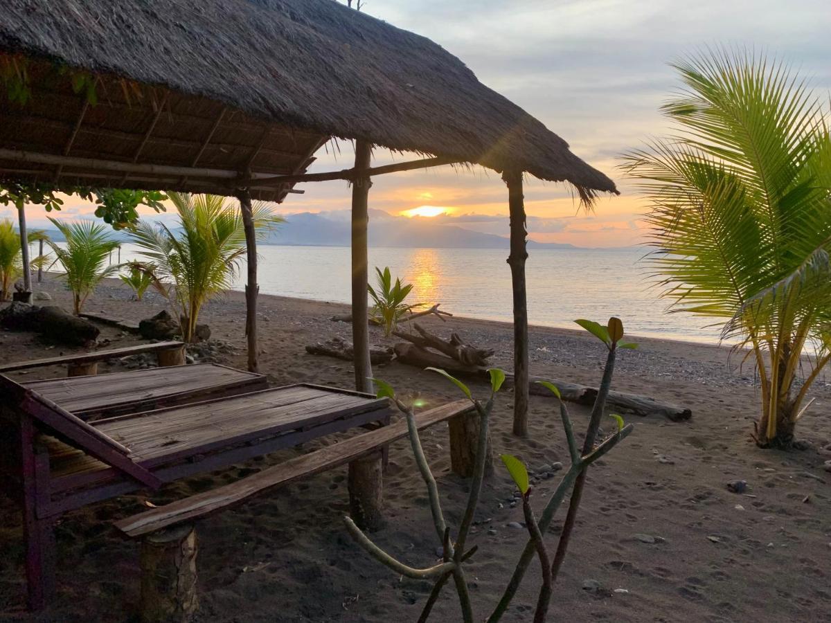 Budi Sun Resort Маумере Екстериор снимка