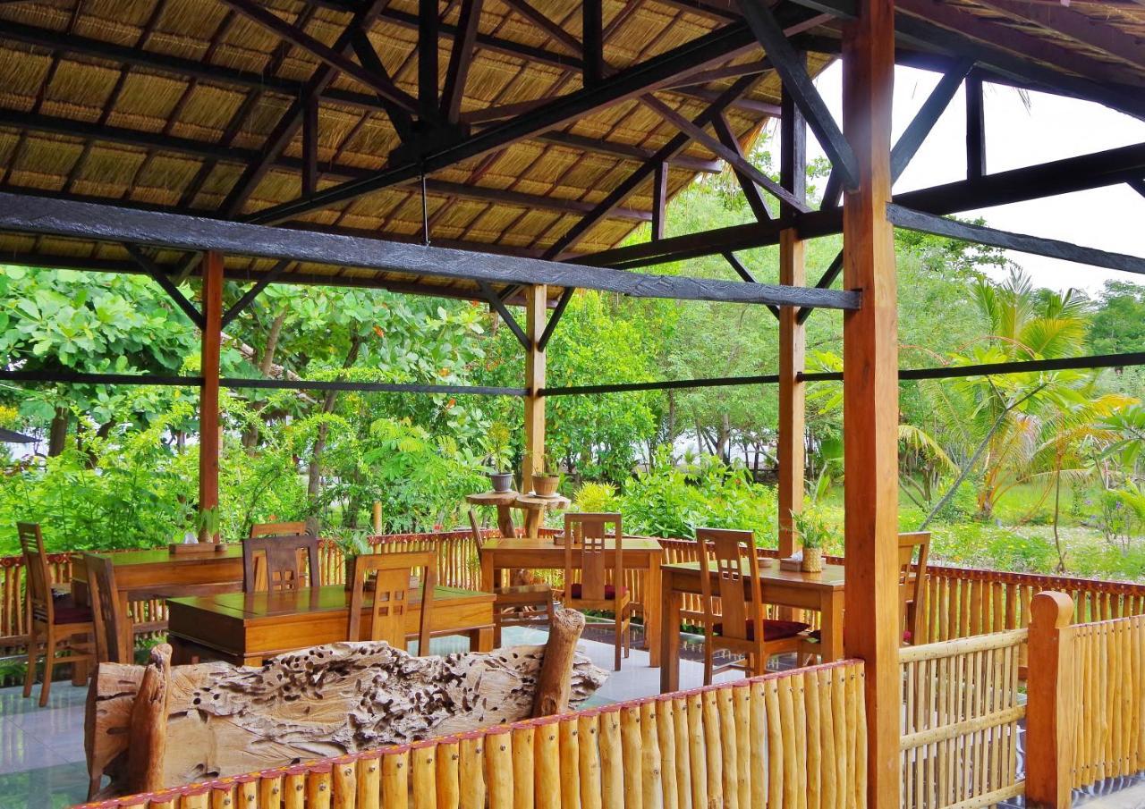 Budi Sun Resort Маумере Екстериор снимка